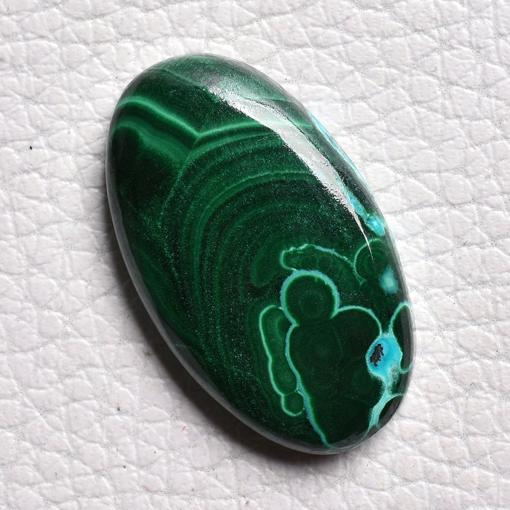 High-Quality Malachite Cabochon - Vibrant Green Gemstone for Designer Jewelry