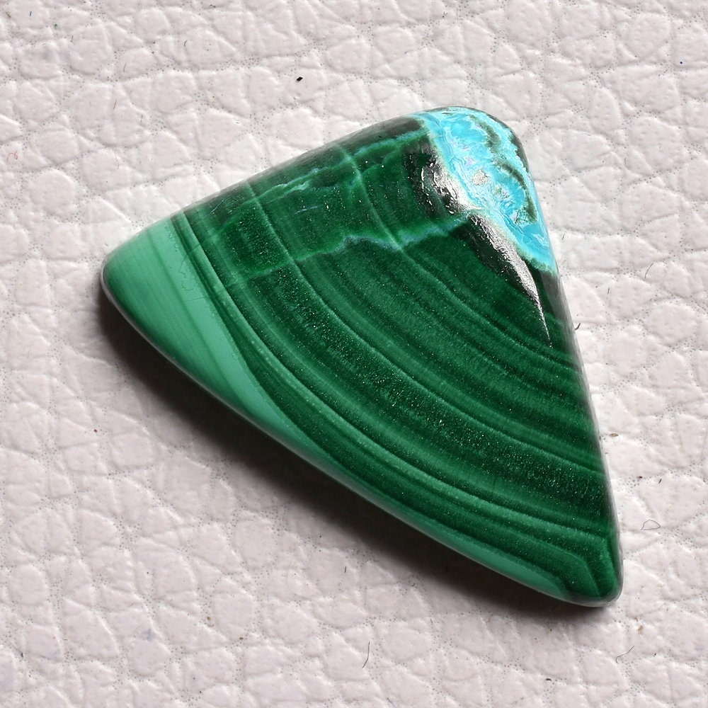 High-Quality Malachite Cabochon - Vibrant Green Gemstone for Designer Jewelry