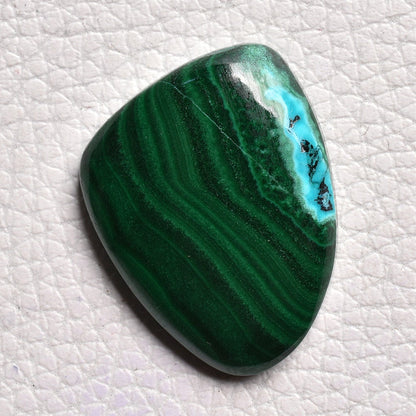 High-Quality Malachite Cabochon - Vibrant Green Gemstone for Designer Jewelry