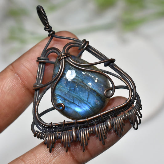 100% Natural Blue Labradorite Designer Necklace – Copper Wire Wrapped Energy Stone